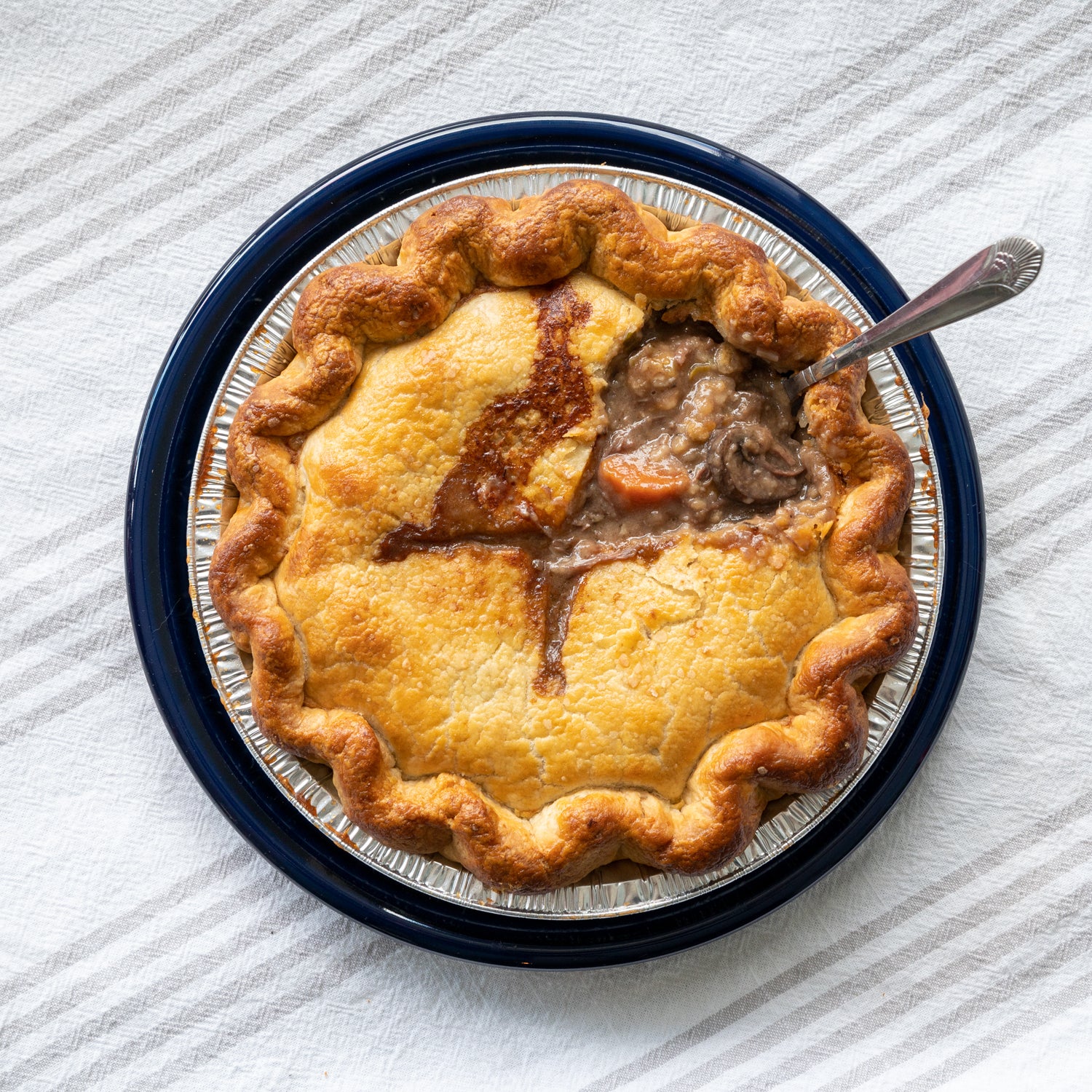 9" Beef & Mushroom Pot Pie Pots & Pans Pie Co.